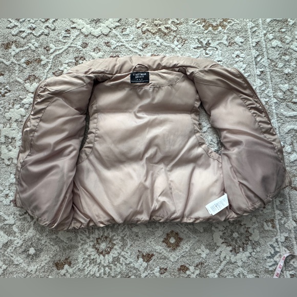 Streetwear Society Tan Puffer Vest - Picture 5 of 5